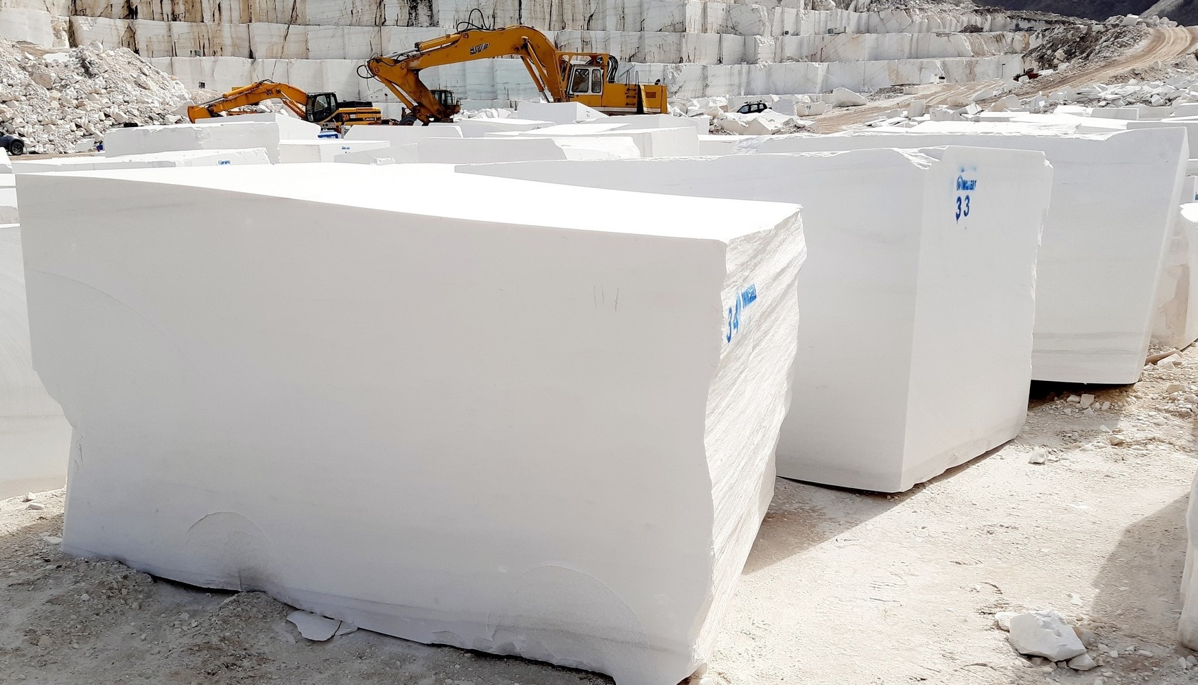 Biały marmur w ofercie WawelDom